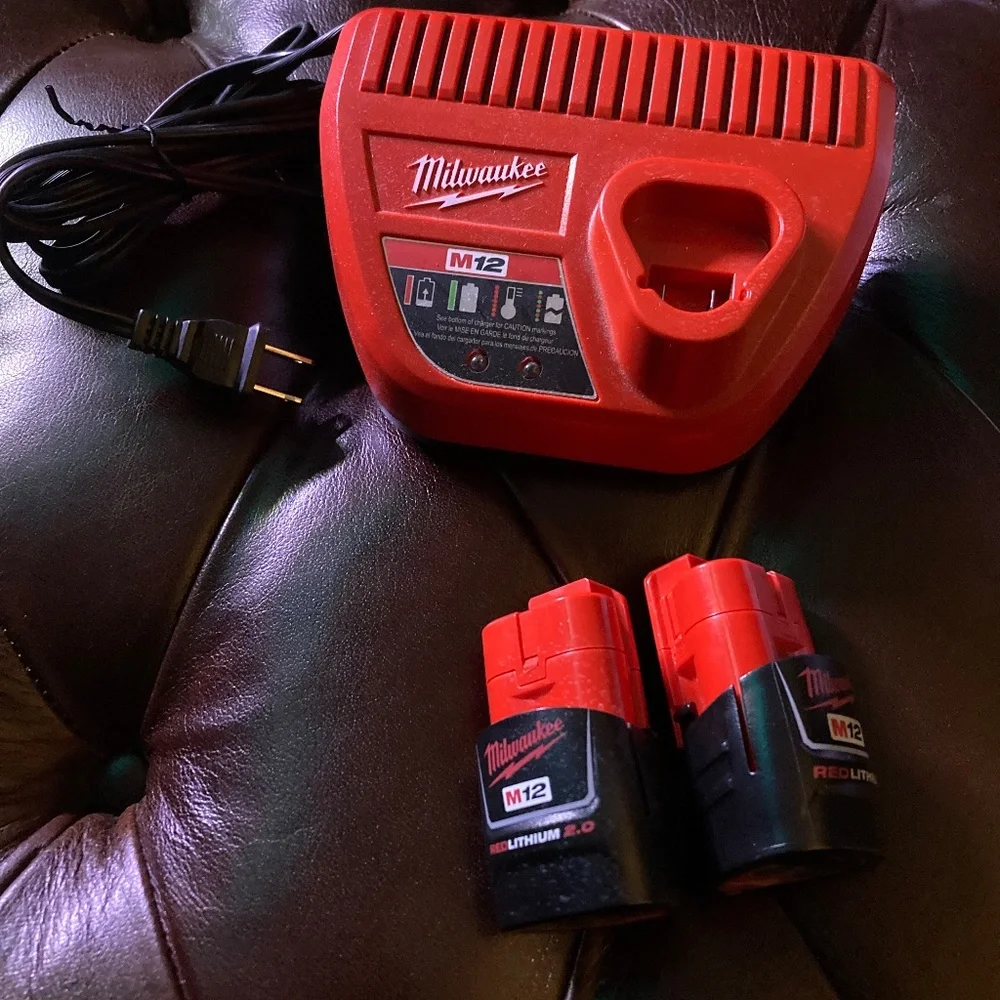 Milwaukee m12 women's heated jacket - Picture 14 of 16